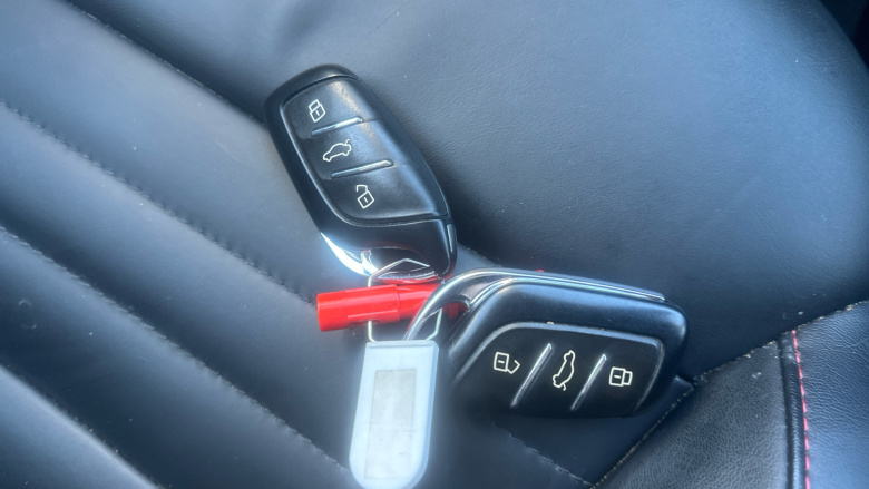 MG Hs 1.5 T-GDI PHEV Exclusive 5dr Auto Hatchback